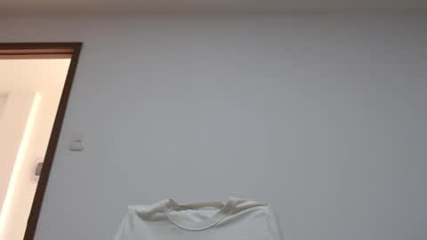 rocky muscle online show from 01-16-26, 03:49