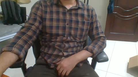 Snapshot of rockysam090 chatting on 03-31-26, 09:37 rockysam090 online show from 03-31-26, 09:37