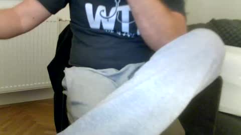 Snapshot of rocomale chatting on 10-30-25, 11:16 rocomale online show from 10-30-25, 11:16