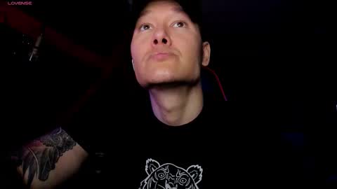 Snapshot of rodarri chatting on 10-15-25, 01:28 MY NAME  CAN SEE ALL MY CUM VIDEO BUY FAN SUB. online show from 10-15-25, 01:28
