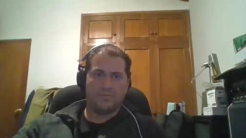 Snapshot of rodfer chatting on 11-14-25, 08:24 Rodfer online show from 11-14-25, 08:24