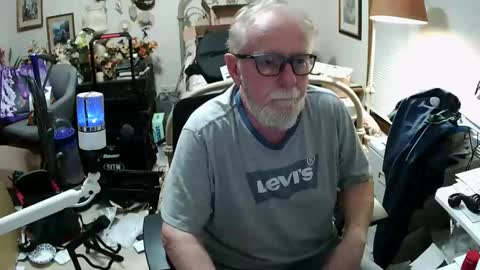 rodhammer60 online show from 04-30-26, 03:02