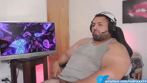 Snapshot of rodrixxx54 chatting on 01-15-25, 01:23 rodrixxx54 online show from 01-15-25, 01:23