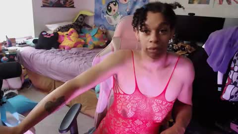 Snapshot of roelliitheecchi chatting on 05-19-26, 04:24 Roellii Pinky online show from 05-19-26, 04:24