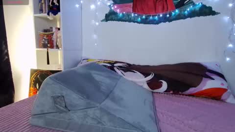 Snapshot of roffelsa chatting on 01-09-26, 08:06 Jane online show from 01-09-26, 08:06