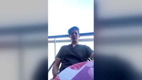 Snapshot of rogerbenid81 chatting on 05-24-26, 05:18 rogerbenid81 online show from 05-24-26, 05:18