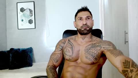 Snapshot of rogers_p chatting on 12-04-24, 02:37 Rogers online show from 12-04-24, 02:37