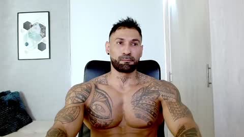 Snapshot of rogers_p chatting on 12-06-24, 01:00 Rogers online show from 12-06-24, 01:00