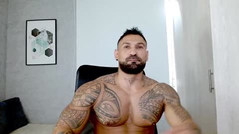 Snapshot of rogers_p chatting on 01-09-25, 03:12 Rogers online show from 01-09-25, 03:12