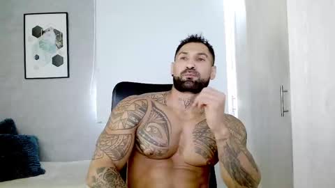 Snapshot of rogers_p chatting on 02-12-25, 03:05 Rogers online show from 02-12-25, 03:05