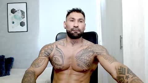 Snapshot of rogers_p chatting on 03-01-25, 03:38 Rogers online show from 03-01-25, 03:38