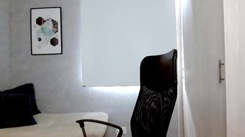 Snapshot of rogers_p chatting on 03-07-25, 04:00 Rogers online show from 03-07-25, 04:00