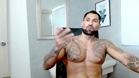 Snapshot of rogers_p chatting on 09-09-25, 04:17 Rogers online show from 09-09-25, 04:17