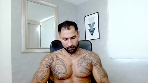 Snapshot of rogers_p chatting on 09-27-25, 03:39 Rogers online show from 09-27-25, 03:39