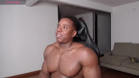 Snapshot of rogger_physique chatting on 01-31-25, 05:40 Rogger online show from 01-31-25, 05:40