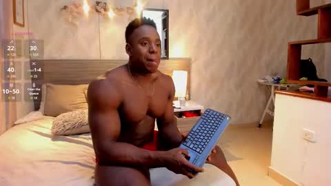 Snapshot of rogger_physique chatting on 01-10-26, 02:46 Rogger online show from 01-10-26, 02:46