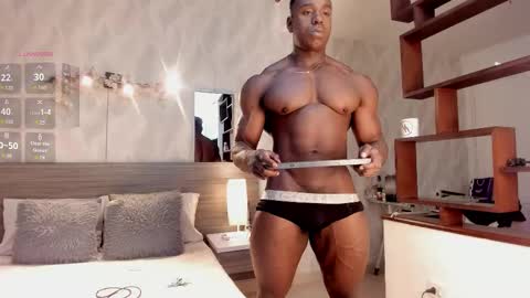 Snapshot of rogger_physique chatting on 03-11-26, 07:03 Rogger online show from 03-11-26, 07:03