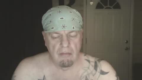 Snapshot of roinaz chatting on 04-28-26, 06:40 roinaz online show from 04-28-26, 06:40