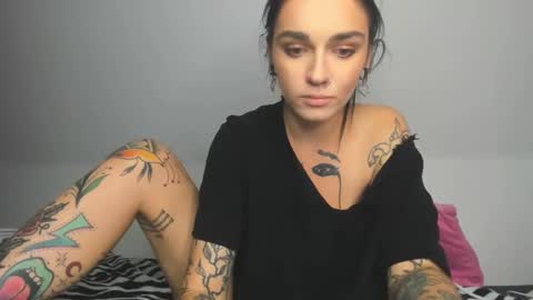 Snapshot of rokiinbaby chatting on 12-09-24, 08:33 rokiinbaby online show from 12-09-24, 08:33