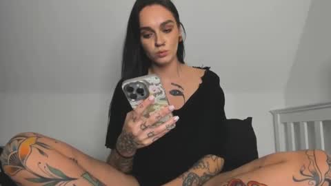 Snapshot of rokiinbaby chatting on 03-02-25, 12:31 rokiinbaby online show from 03-02-25, 12:31