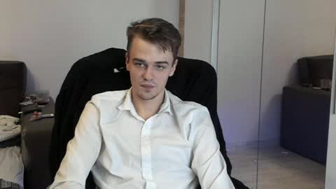 taylor fox online show from 02-13-25, 05:01