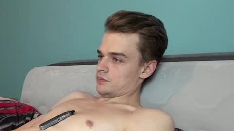 taylor fox online show from 09-24-25, 10:24