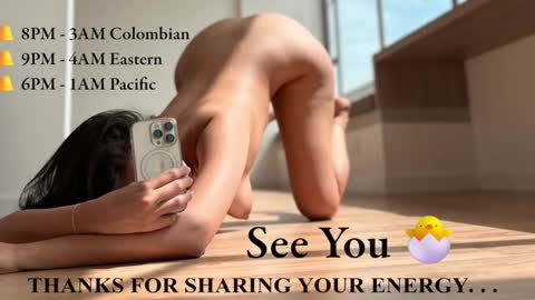 Snapshot of roldansvalery chatting on 12-21-24, 07:45 Valery Roldans online show from 12-21-24, 07:45