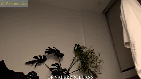 Snapshot of roldansvalery chatting on 03-03-25, 04:47 Valery Roldans online show from 03-03-25, 04:47