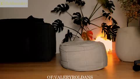 Snapshot of roldansvalery chatting on 03-07-25, 06:13 Valery Roldans online show from 03-07-25, 06:13