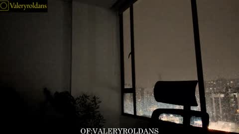 Snapshot of roldansvalery chatting on 03-12-25, 02:41 Valery Roldans online show from 03-12-25, 02:41