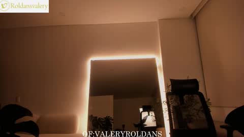 Snapshot of roldansvalery chatting on 12-03-25, 03:14 Valery Roldans online show from 12-03-25, 03:14