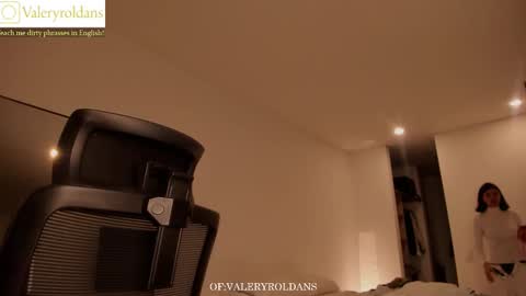 Valery Roldans online show from 02-21-26, 01:17