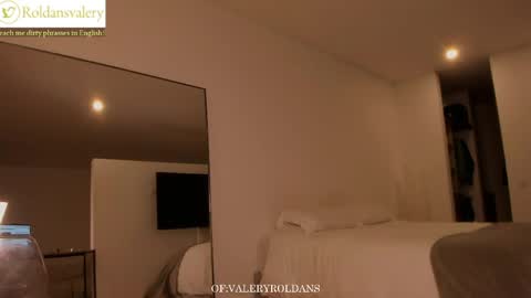 Valery Roldans online show from 04-26-26, 04:54