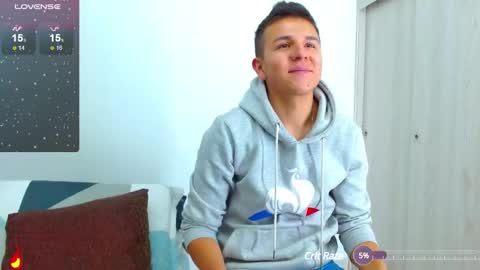 Snapshot of rolos_hot32 chatting on 02-18-25, 03:43 rolos_hot32 online show from 02-18-25, 03:43