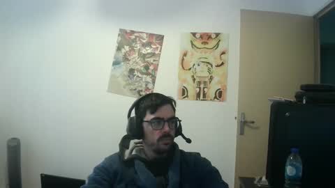 Snapshot of romainb72 chatting on 01-11-26, 08:19 romainb72 online show from 01-11-26, 08:19