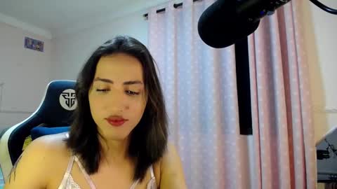 Snapshot of romalix chatting on 01-16-25, 06:03 charlotte online show from 01-16-25, 06:03