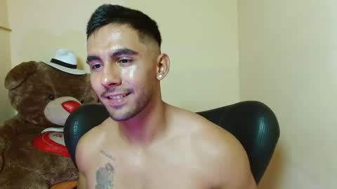 Snapshot of romanpearce_ chatting on 02-15-25, 02:26 Roman online show from 02-15-25, 02:26