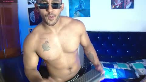 Roman online show from 04-05-26, 06:27