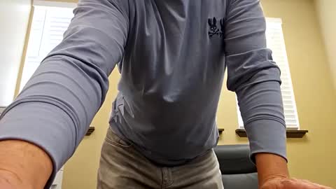 Snapshot of romanteeks chatting on 01-22-25, 11:10 romanteeks online show from 01-22-25, 11:10