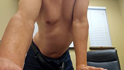 Snapshot of romanteeks chatting on 02-18-25, 11:52 romanteeks online show from 02-18-25, 11:52