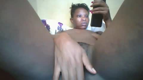 Emma online show from 10-08-25, 01:36