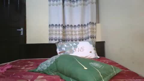 Emma online show from 12-21-25, 08:27