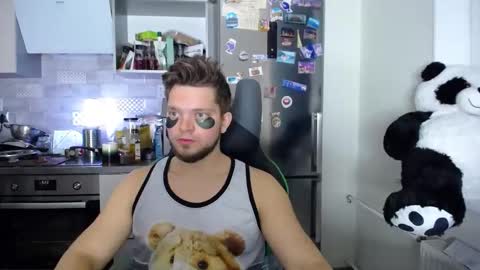 romantic_twunk online show from 09-28-25, 02:50