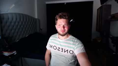 romantic_twunk online show from 10-01-25, 03:45