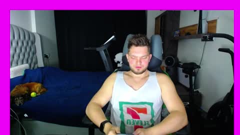 romantic_twunk online show from 10-05-25, 03:27