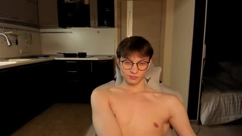 Snapshot of romeo_mercy chatting on 09-13-25, 03:56 Romeo online show from 09-13-25, 03:56