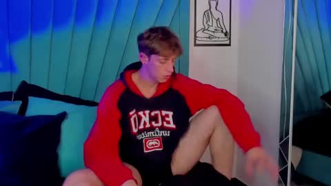 Snapshot of romeo_ricci1 chatting on 12-16-24, 12:48 Romeo Ricci online show from 12-16-24, 12:48