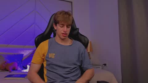 Snapshot of romeo_ricci1 chatting on 01-12-25, 05:03 Romeo Ricci online show from 01-12-25, 05:03