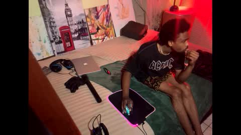 Snapshot of romeotyn chatting on 02-17-25, 10:29 romeotyn online show from 02-17-25, 10:29