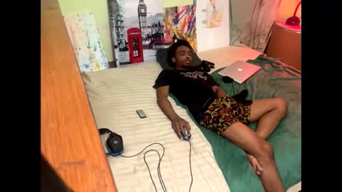 Snapshot of romeotyn chatting on 02-18-25, 10:38 romeotyn online show from 02-18-25, 10:38